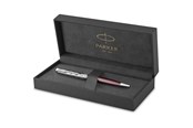 Przybory do pisania i rysowania - Parker Sonnet Ballpoint Pen | Premium Metal and Red Satin Finish with Chrome Trim | Medium Point with Black Ink Refill | Gift Box - 2119783