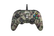 Akcesoria dla graczy - NACON Wired Pro Compact Controller Green Camo - Wired Controller - Microsoft Xbox One - XBXPROCOMPACTFOREST