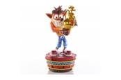 Drobiazgi - First 4 Figures - Crash Team Racing Nitro-Fueled - Crash (Winner) (Standard Edition) - Figurka - 5060316623145
