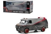 Model samochodu - Greenlight 1:24 Scale 1983 TV Series GMC Vandura Van Weathered Version with Bullet Holes the a-Team Diecast Model - 0810027492371