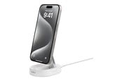 Telefon - Adapter i Ladowarka - Belkin BoostCharge Pro wireless charging stand - magnetic - + AC power adapter - 15 Watt - WIA008VFWH