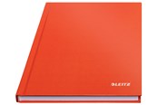 Zeszyty, notesy i formularze - Esselte Notebook Solid Hardcover A5 Ruled 90 gram 80 sheets light red - 46670020