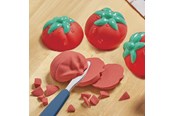 Zabawki dla niemowlat - Little Tikes Creative Chefs Basket of Tomatoes - 644108