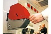 Papier, papier fotograficzny i etykiety - METO Turn-O-Matic bracket for D90 ticket dispenser - 38009080