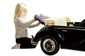 Rowerki i chodziki - Mercedes 300S, 12V, pilot zdalnego sterowania, gumowe koła - 300S