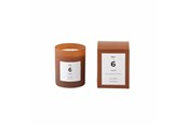 Dekoracje - Bloomingville - NO. 6 Sequoia Scented Candle 8x10 cm - 82049211
